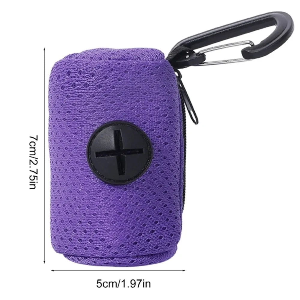 Purple mesh pouch with black carabiner and measurements on a white background
