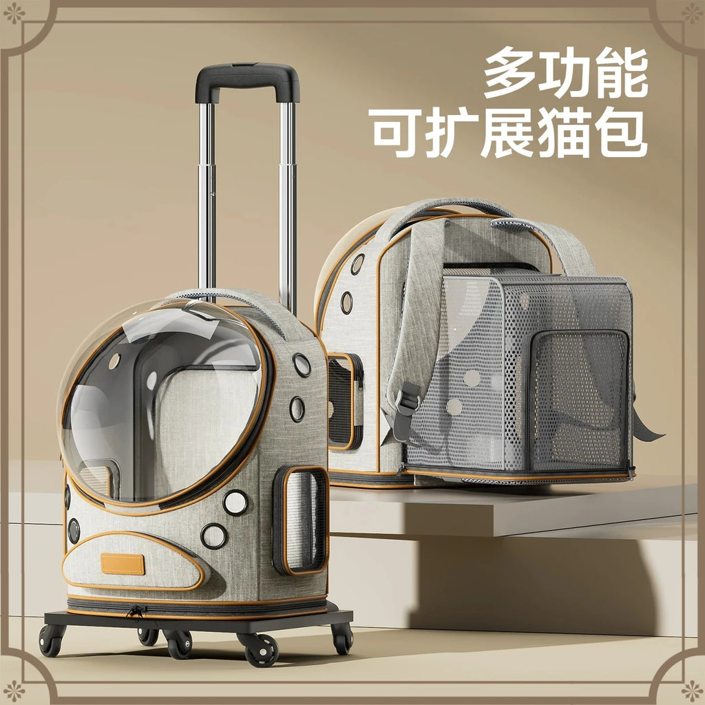 A pet carrier shown in two views: a round, helmet-shaped rolling cat bag with a transparent dome and telescoping handle in the foreground, and a larger backpack-style version with a mesh side panel in the background. The image includes Chinese text in the upper right describing the product features.