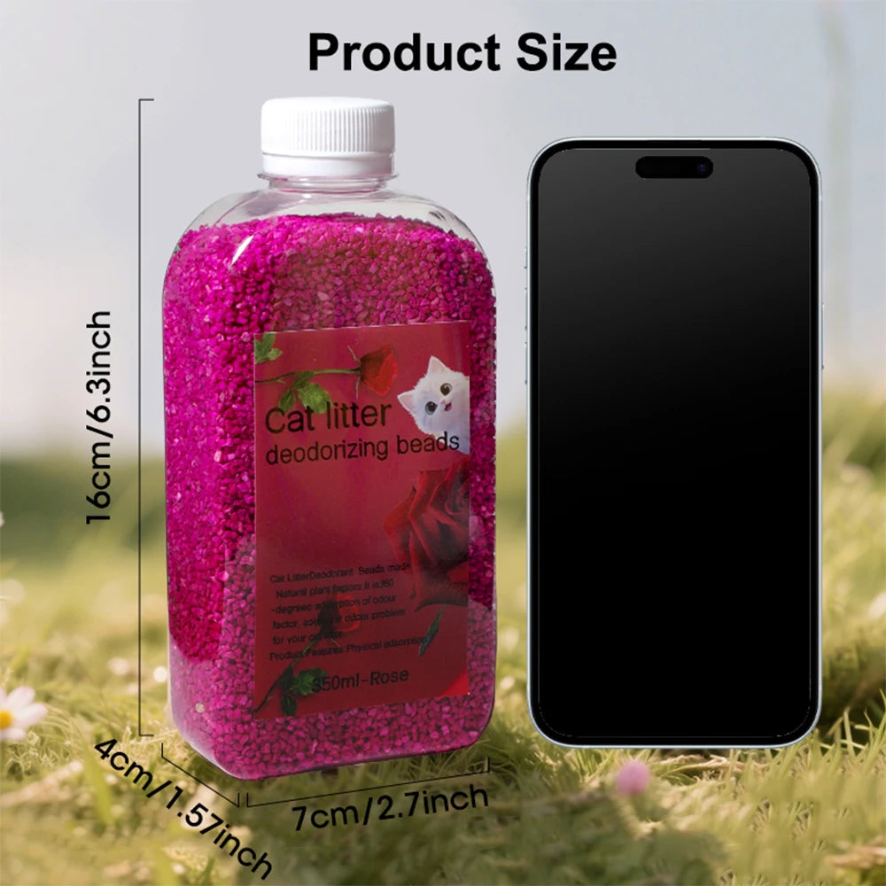 Bottle of cat litter deodorizing beads with dimensions and a smartphone for scale, set against a grassy background.